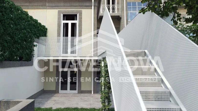 T1 com jardim, para venda no centro do Porto - 2
