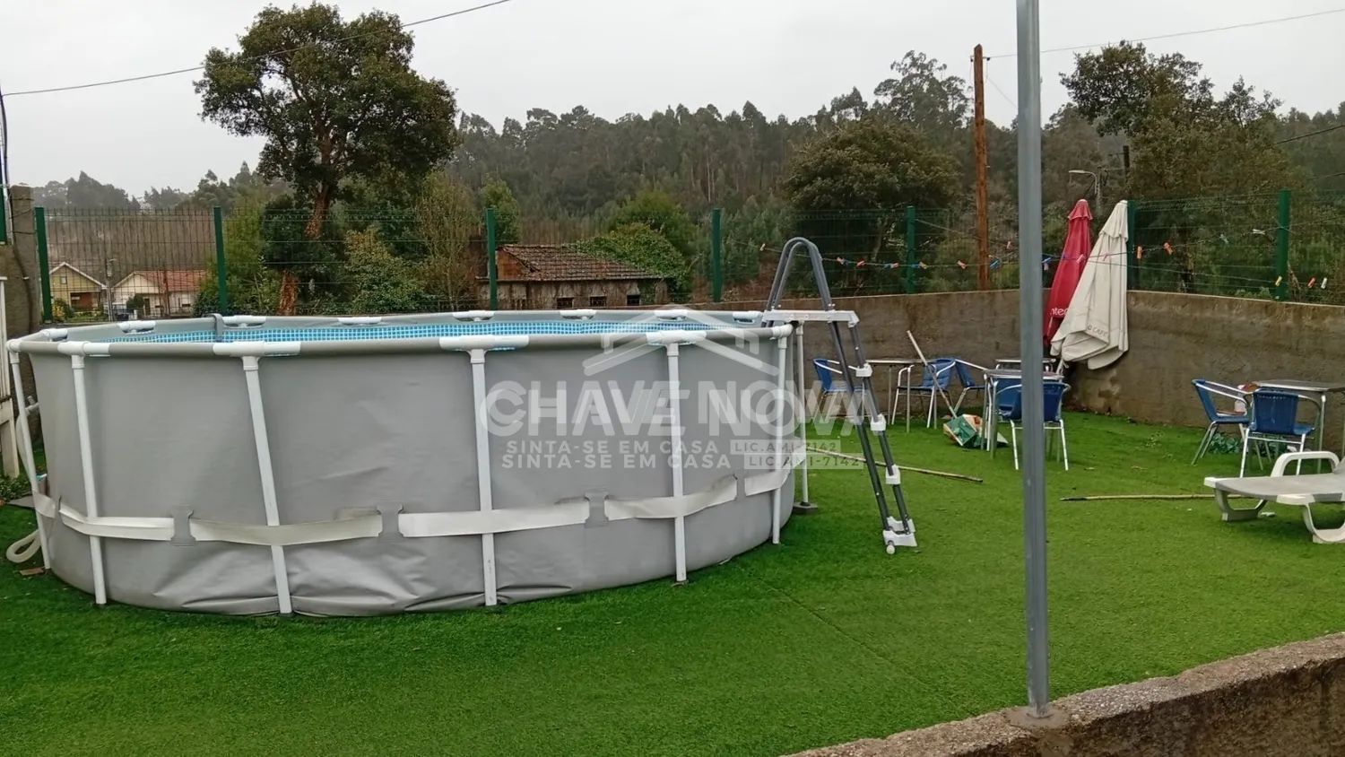 Terreno com Casa Móvel T2 - 3