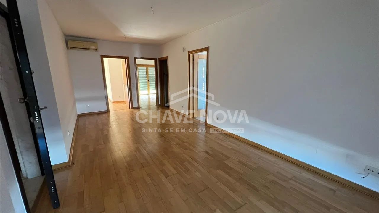 Apartamento T2 -Loulé - 2