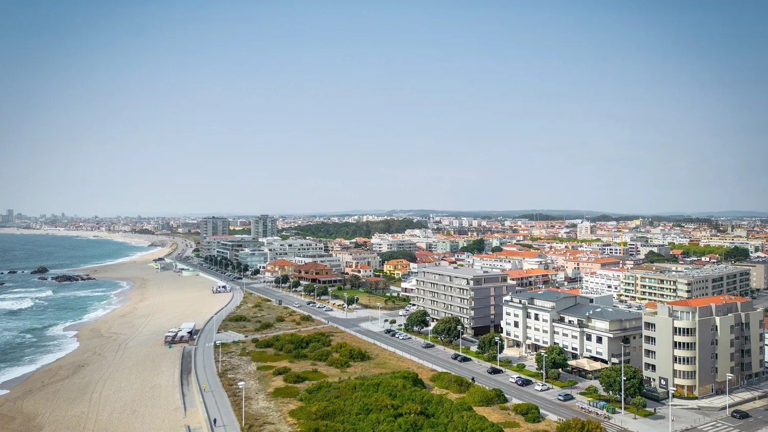 Apartamento T1 com  90,30 m2- Viver o Atlântico à porta de casa. - 3