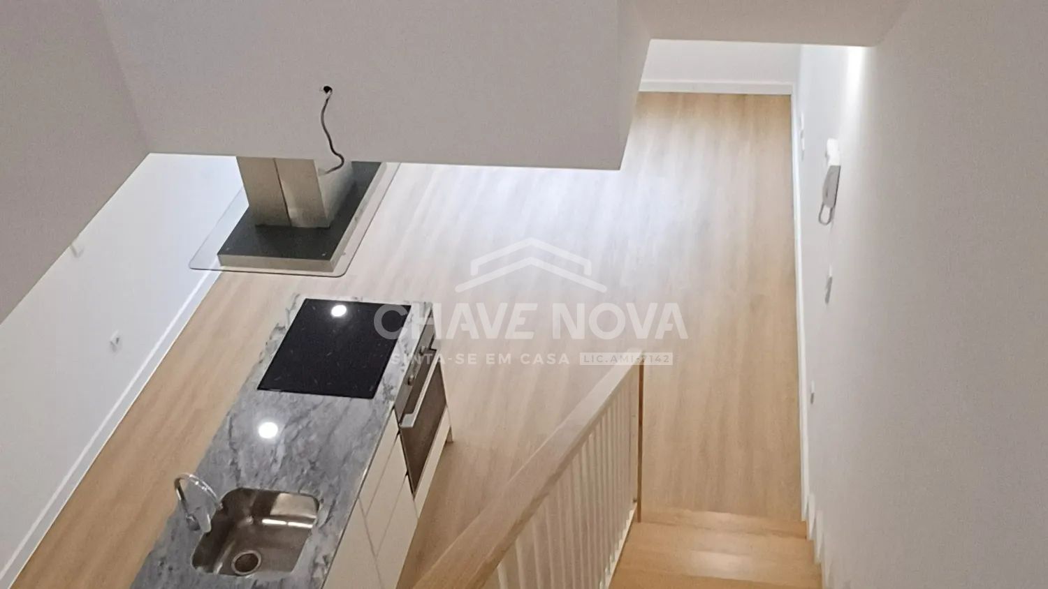 T0+ Novo | 67 m² | Cozinha Ilha | Baixa Porto | Pronto a Entrar!