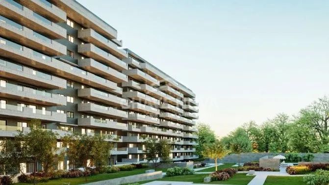 Apartamento T4, novo, Leça da Palmeira
