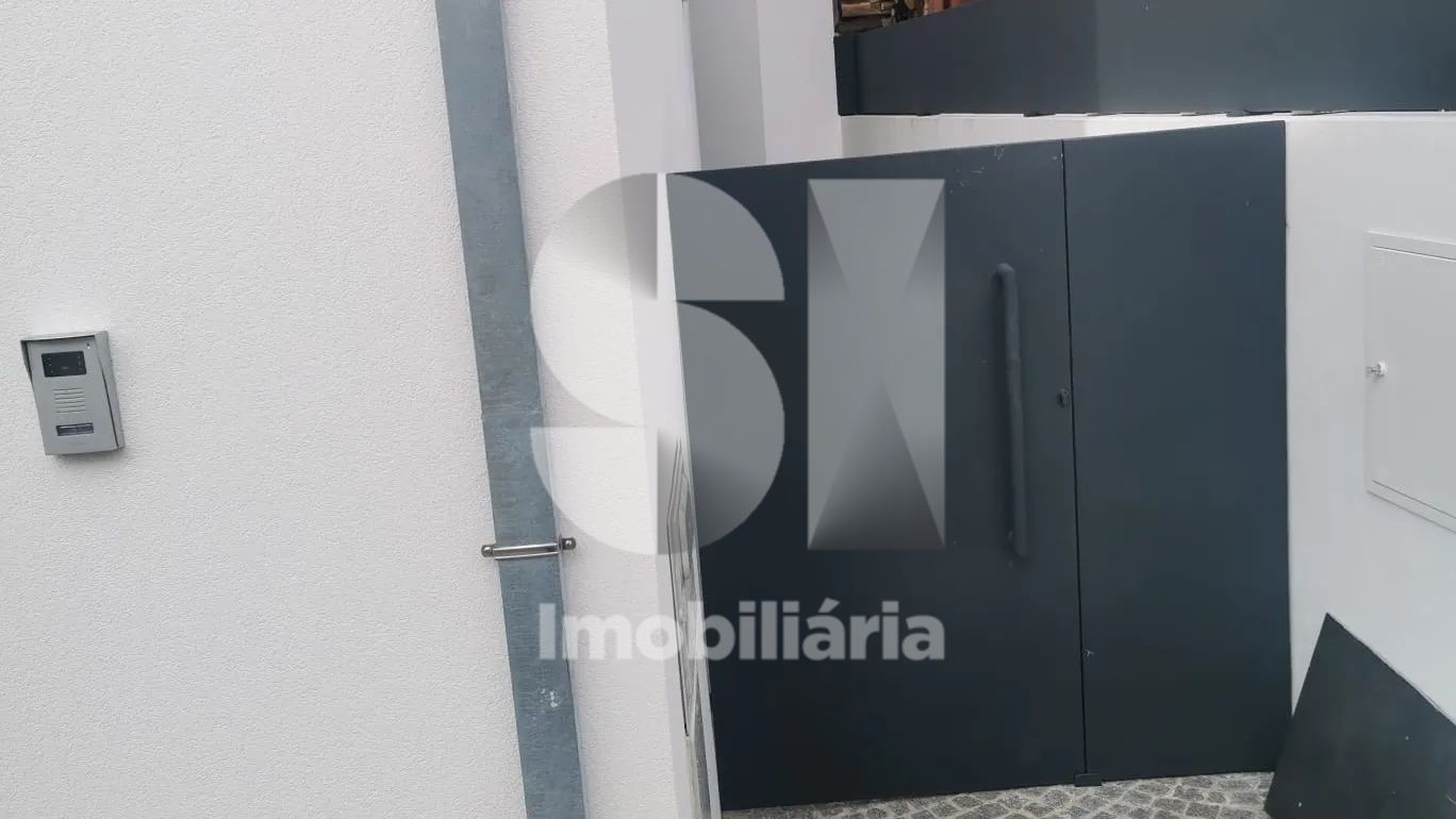 Moradia V2 no coração de Arouca - 2