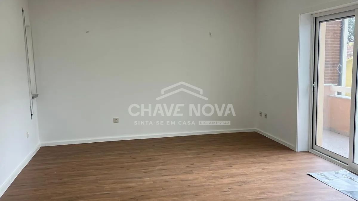 Apartamento T3, remodelado, em Águas Santas - 3