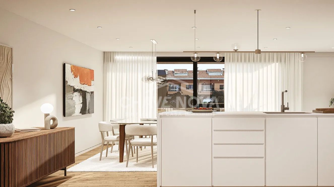 Apartamento T2 Piso 1 Norte/Sul em Espinho, Condomínio fechado com Piscina! - 2