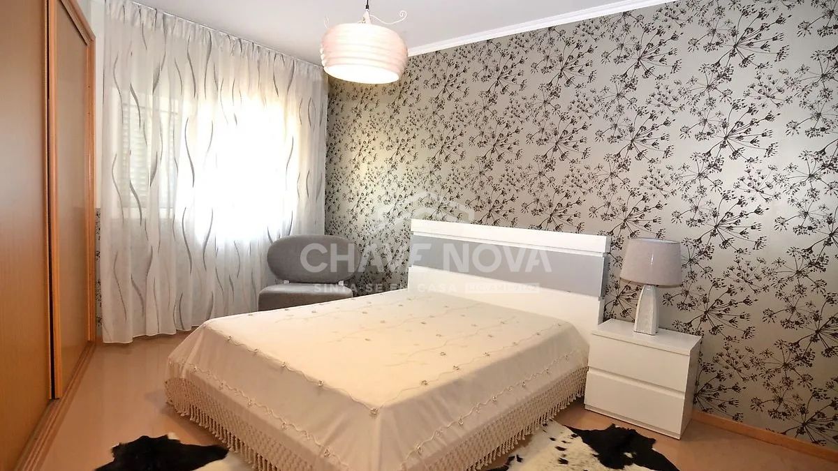 Moradia T4 em pedra com charme - 3