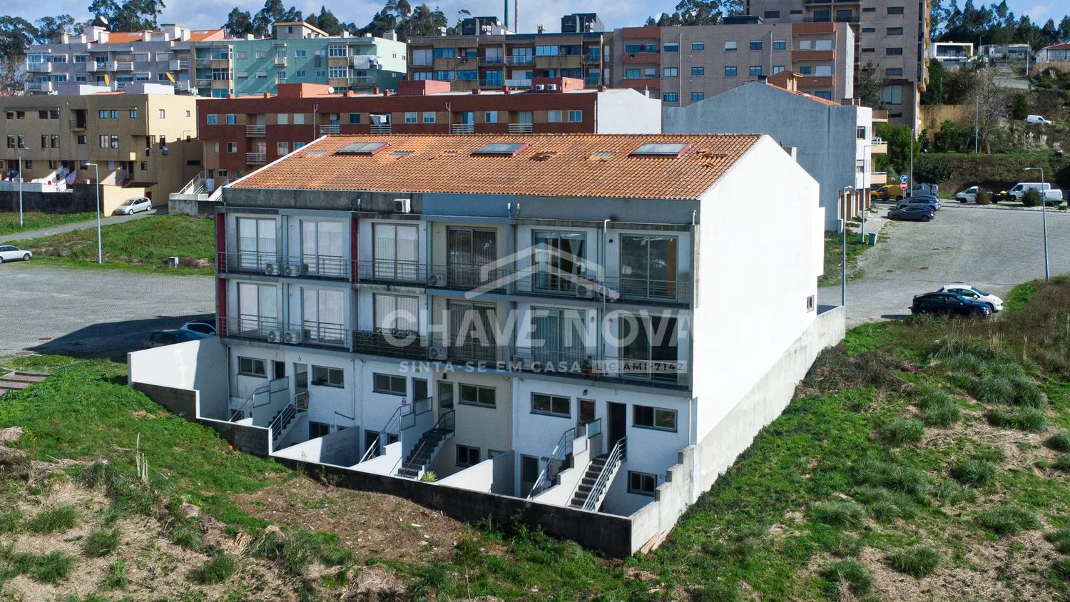 Moradia em banda V3 em S.João de Vêr ( Urb. Quinta do Areeiro)