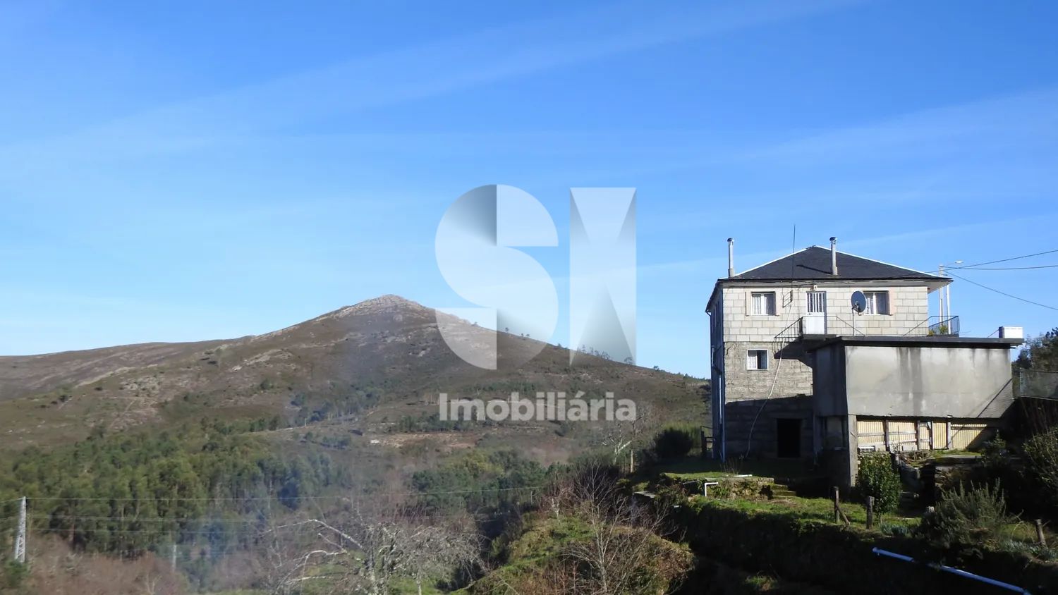 Moradia em Pedra Com Espaço Comercial Ativo | Vista Serra | Arouca - 3