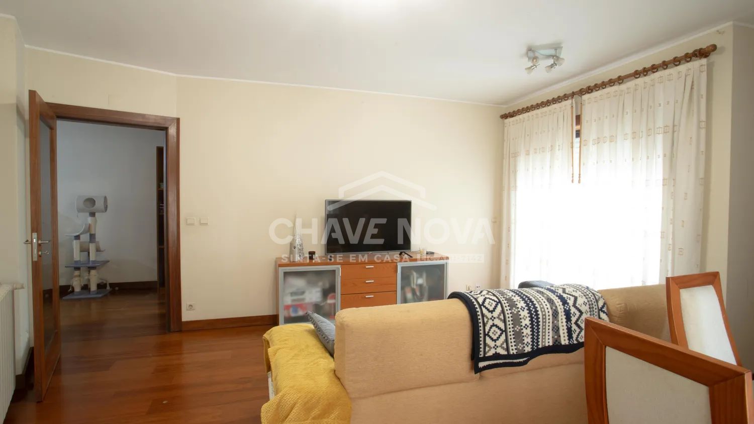 Excelente apartamento T2 em Oliveira do Douro - 2