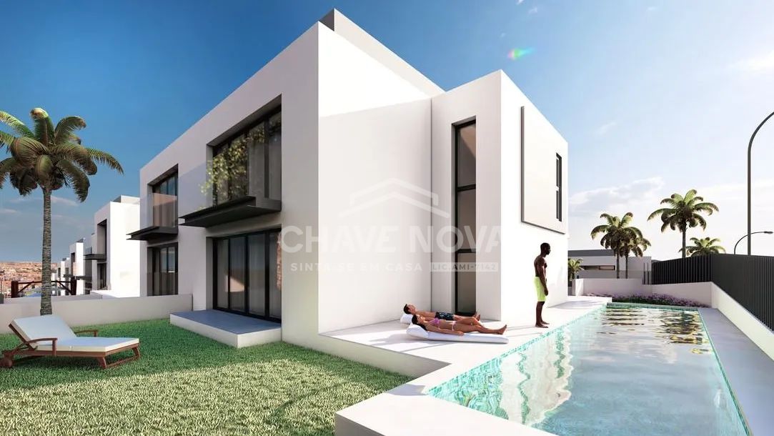 Moradia T4 