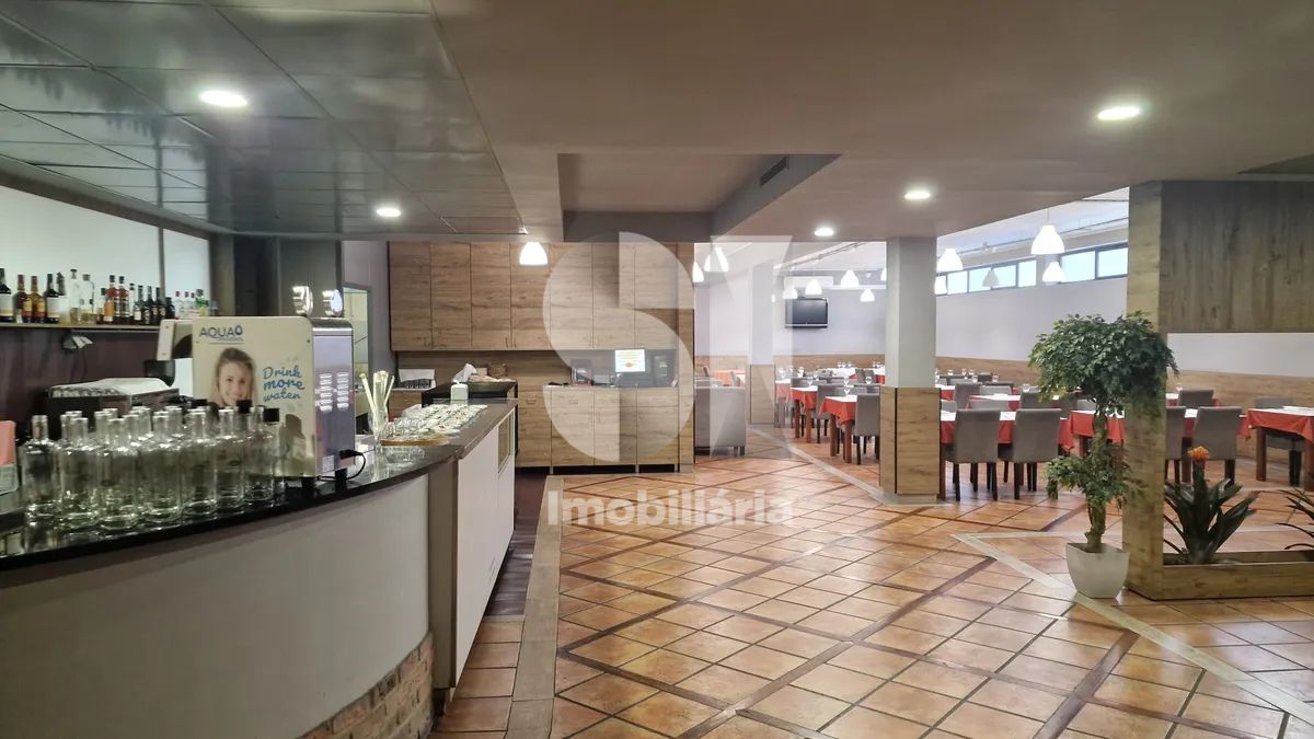 Investimento | 1243 m2 | Elevado Potencial de reconversão Habitacional