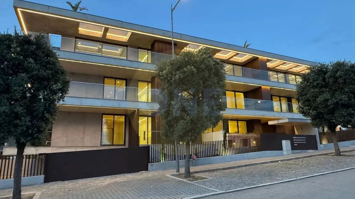 Apartamento T4 - 3