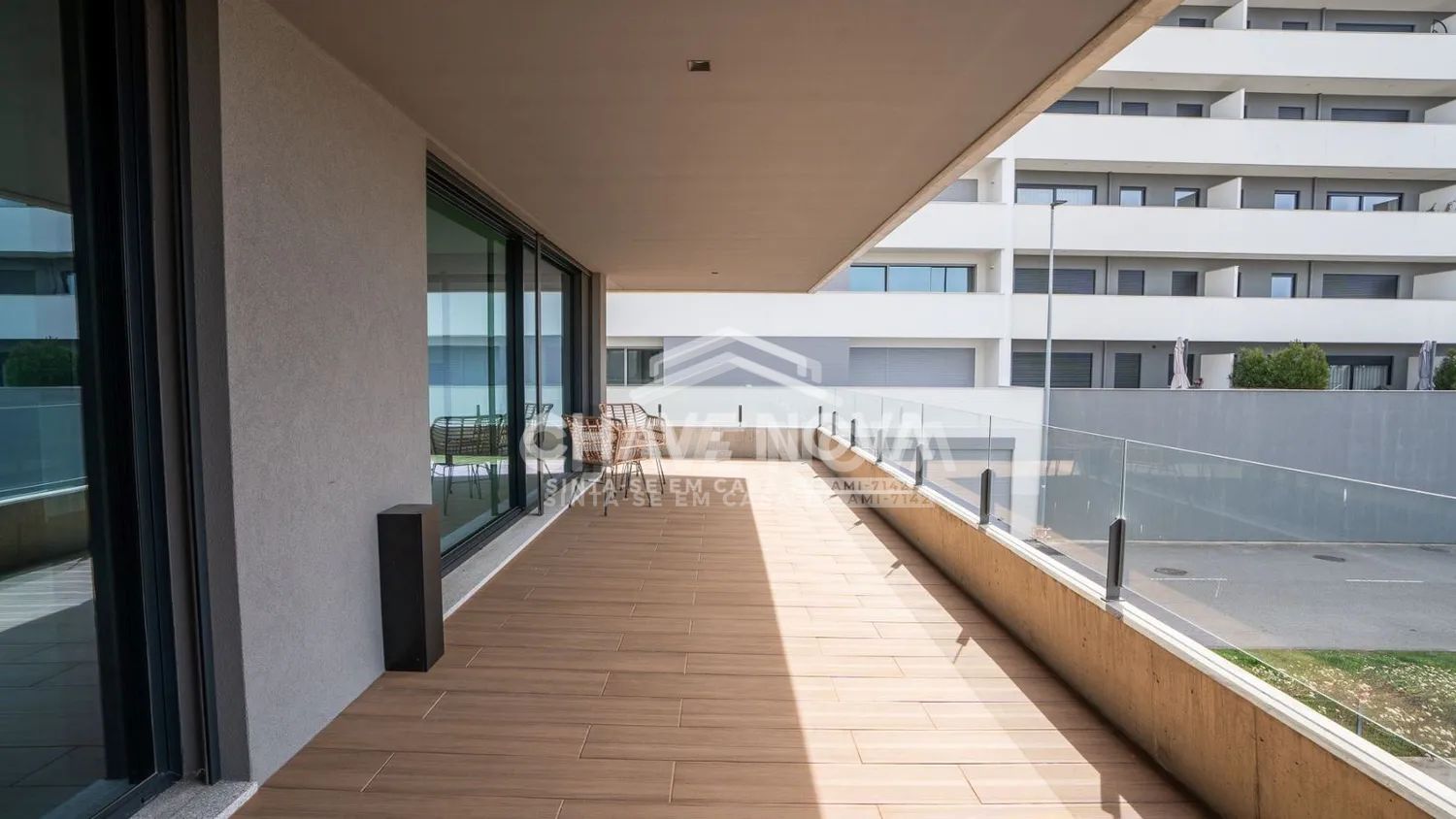 Apartamento T2 Como Novo no Empreendimento Plaza Dom Henrique I