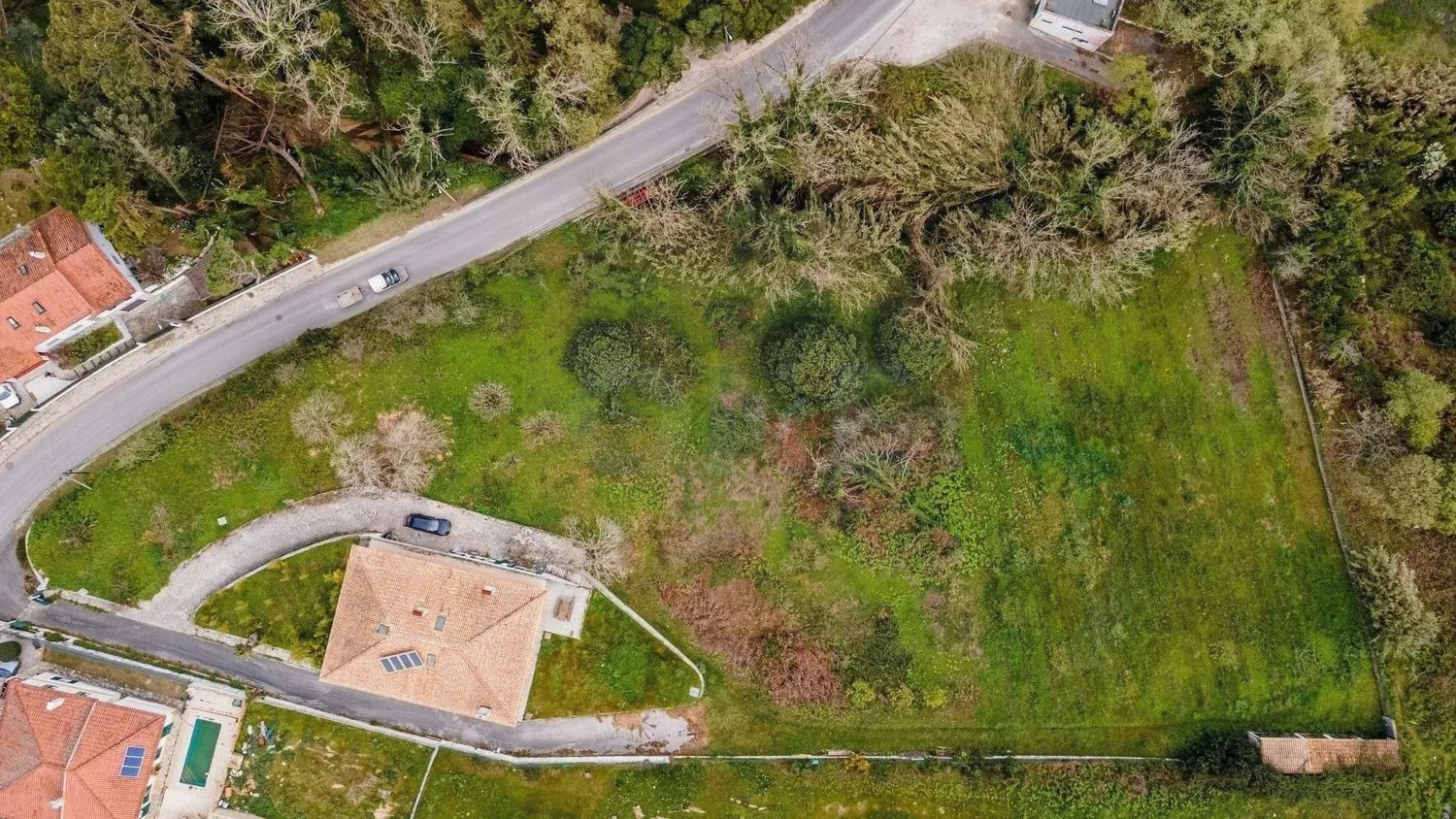 Exclusive property in Sesimbra with 7,500m² | House of 529m², Privacy and Nature - 2