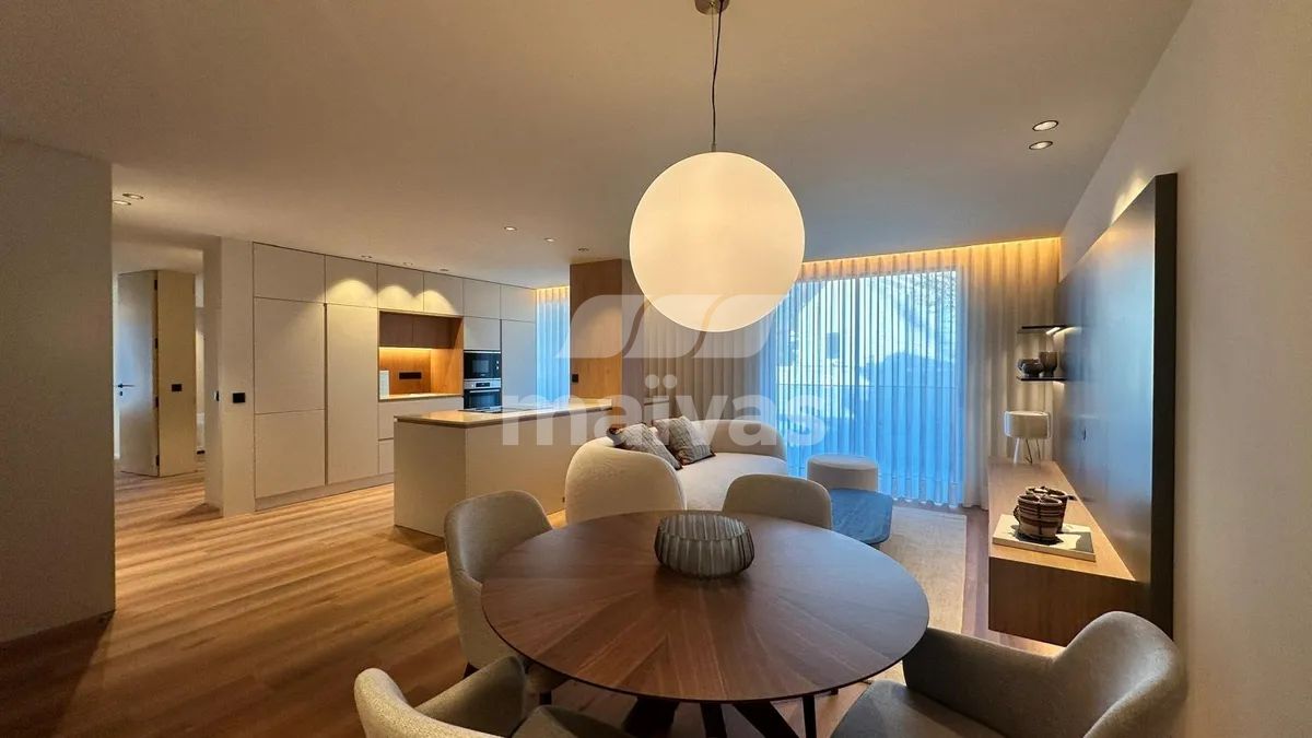 Apartamento T2 - Centro de Vila Verde - 2