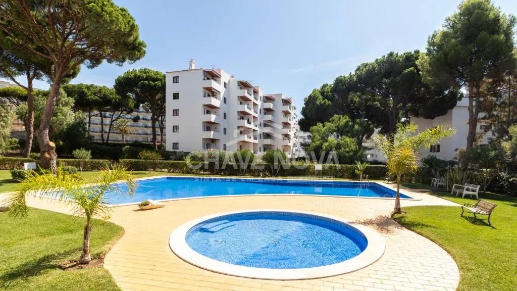 Exclusivo | T2 com Piscina em Vilamoura 
