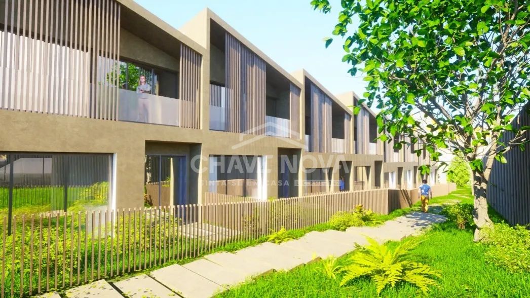 Terreno 2245m² com Projeto Aprovado para 8 Moradias com Piscina a 3 Minutos da Praia de Lavadores - 3