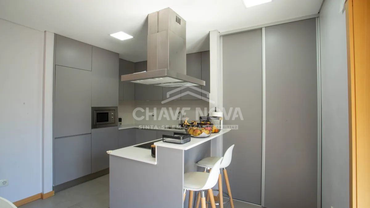 Excelente Apartamento T3 c/ Terraço- Oliveira do Douro, Vila Nova de Gaia - 3