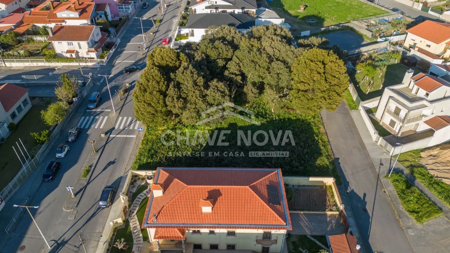 Terreno para construção em Lourosa | 280m² | Possibilidade de adquirir 2 lotes - 2