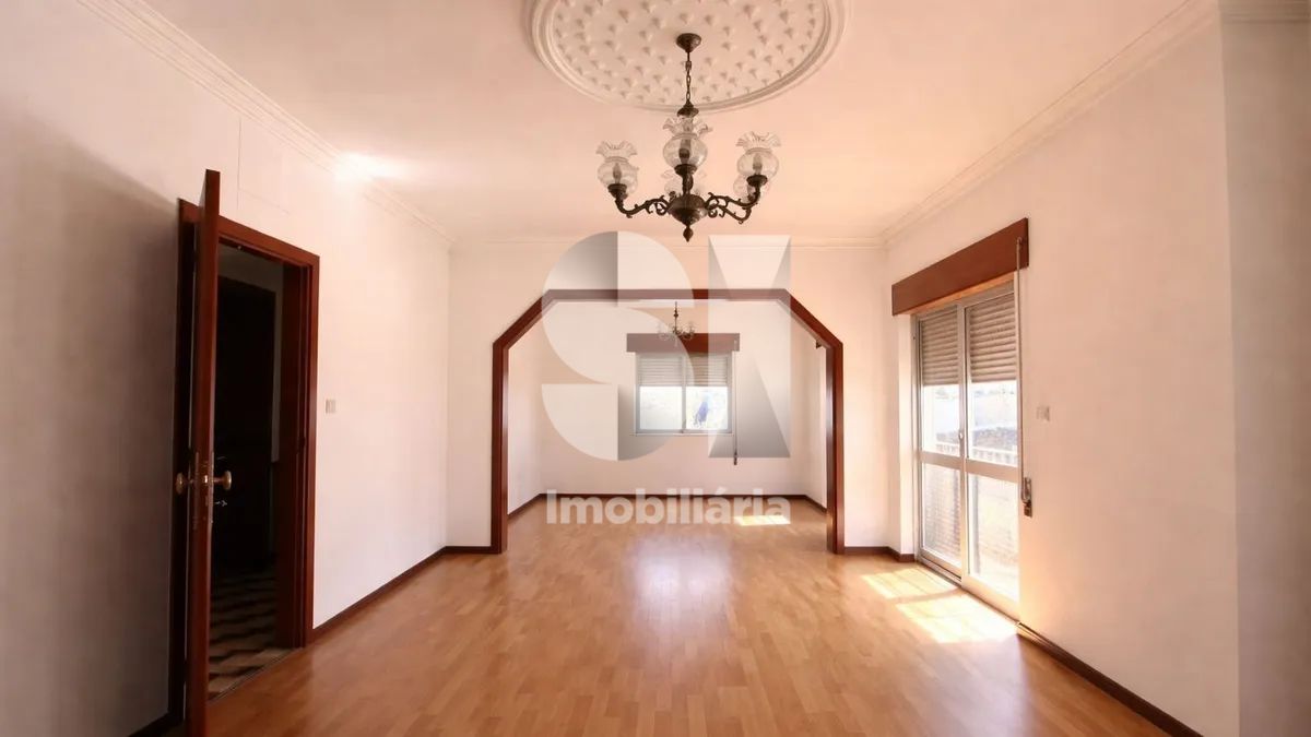 Moradia isolada - Tondelinha - 2