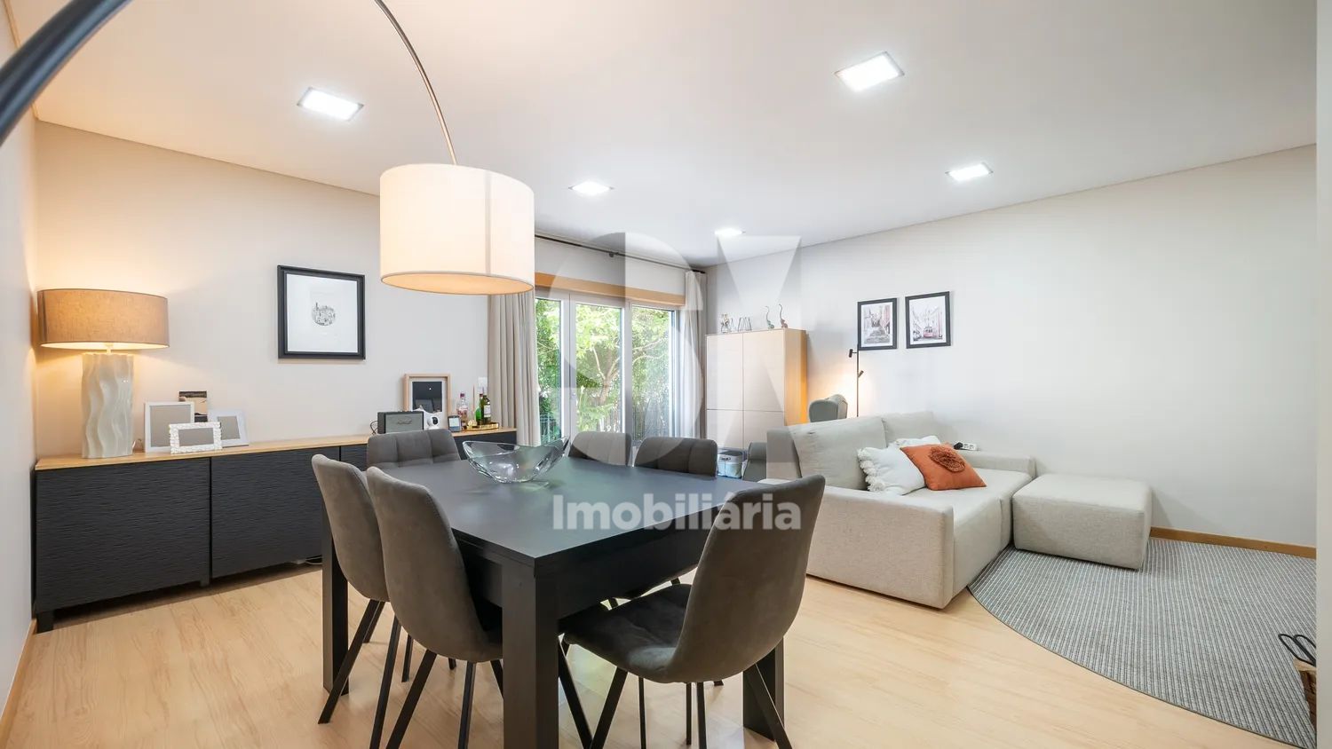 2-bedroom apartment with 100m2 in a Private Condominium - 3