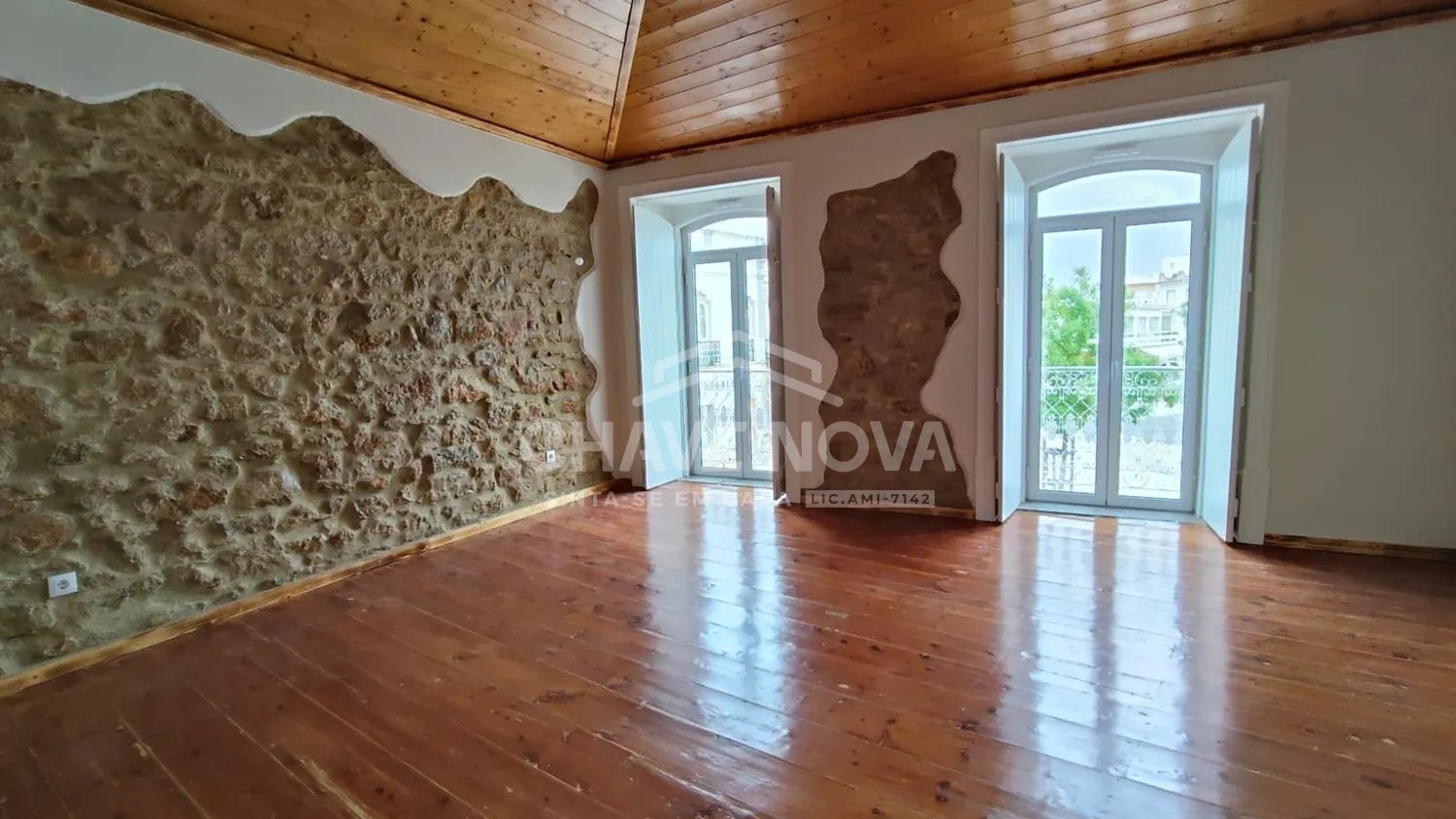 T5 Recuperado com Charme Tradicional Algarvio – Elegância e Autenticidade no centro de São Brás de Alportel