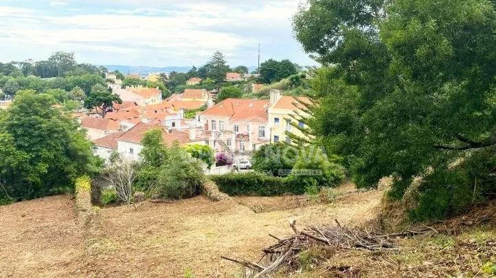 Terreno no centro da vila de Sintra