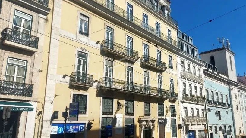 Escritório Independente em Lisboa (Camões)