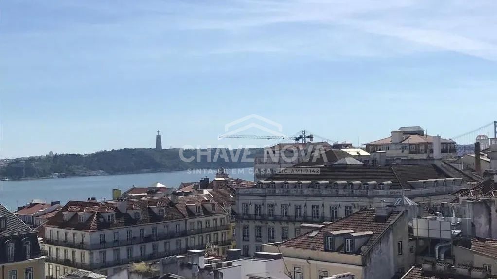 Escritório Independente em Lisboa (Camões) - 2