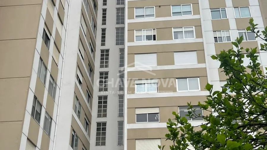 Penthouse T5 Na Rua Do Professor Damião Peres - Ramalde | Porto - 3