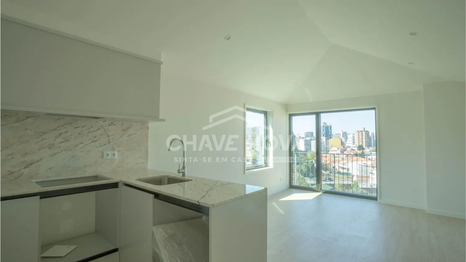 Apartamento T2 Duplex - Piso 2º/3º Dto - Fração G