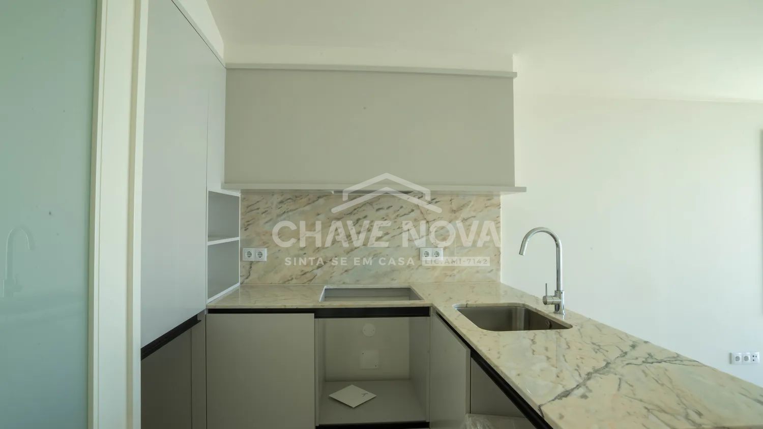 Apartamento T2 Duplex - Piso 2º/3º Dto - Fração G - 2