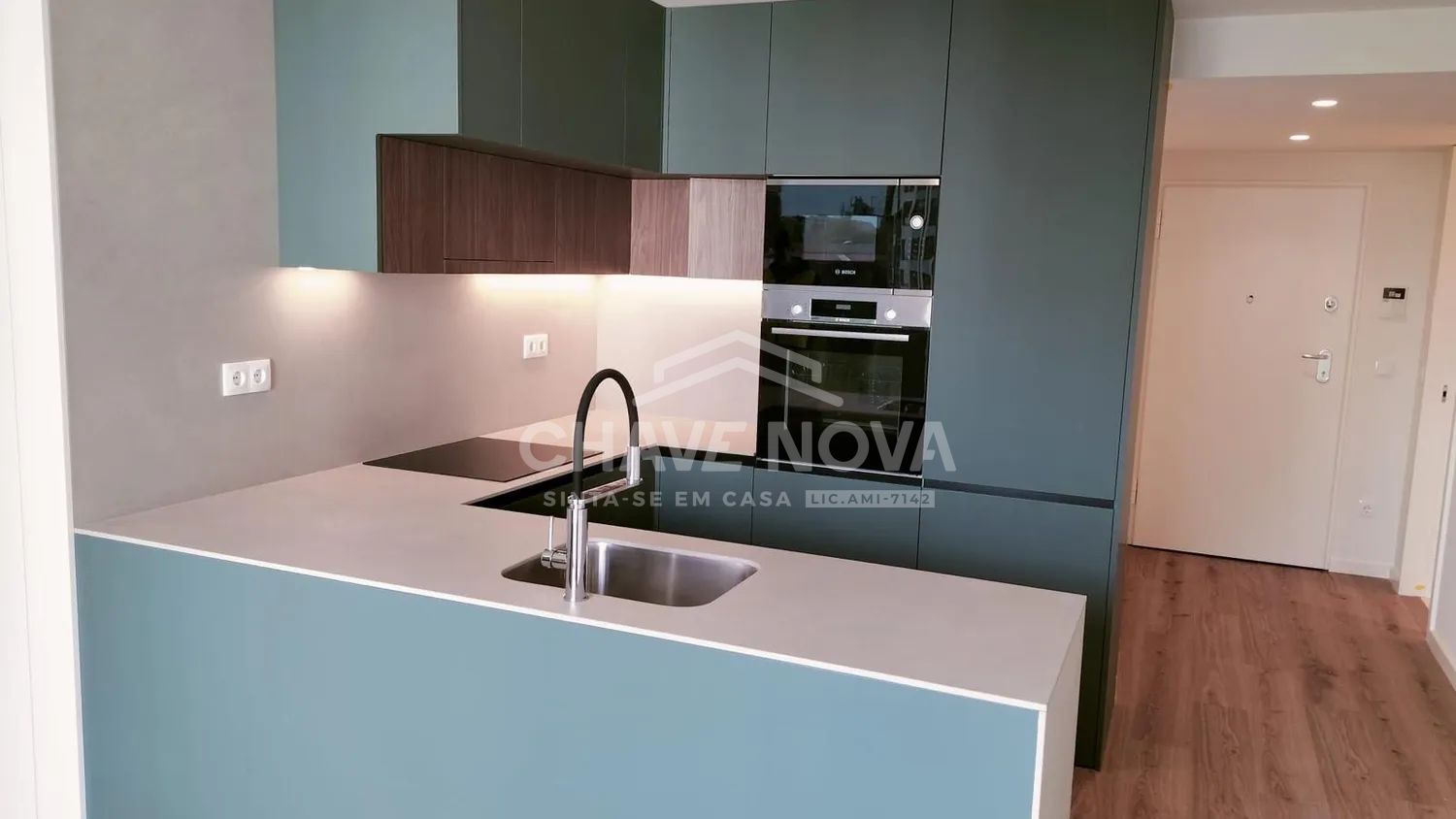 Apartamento T2 Novo com varanda e lugar de garagem em Vila Nova de Gaia - Brevemente a escriturar