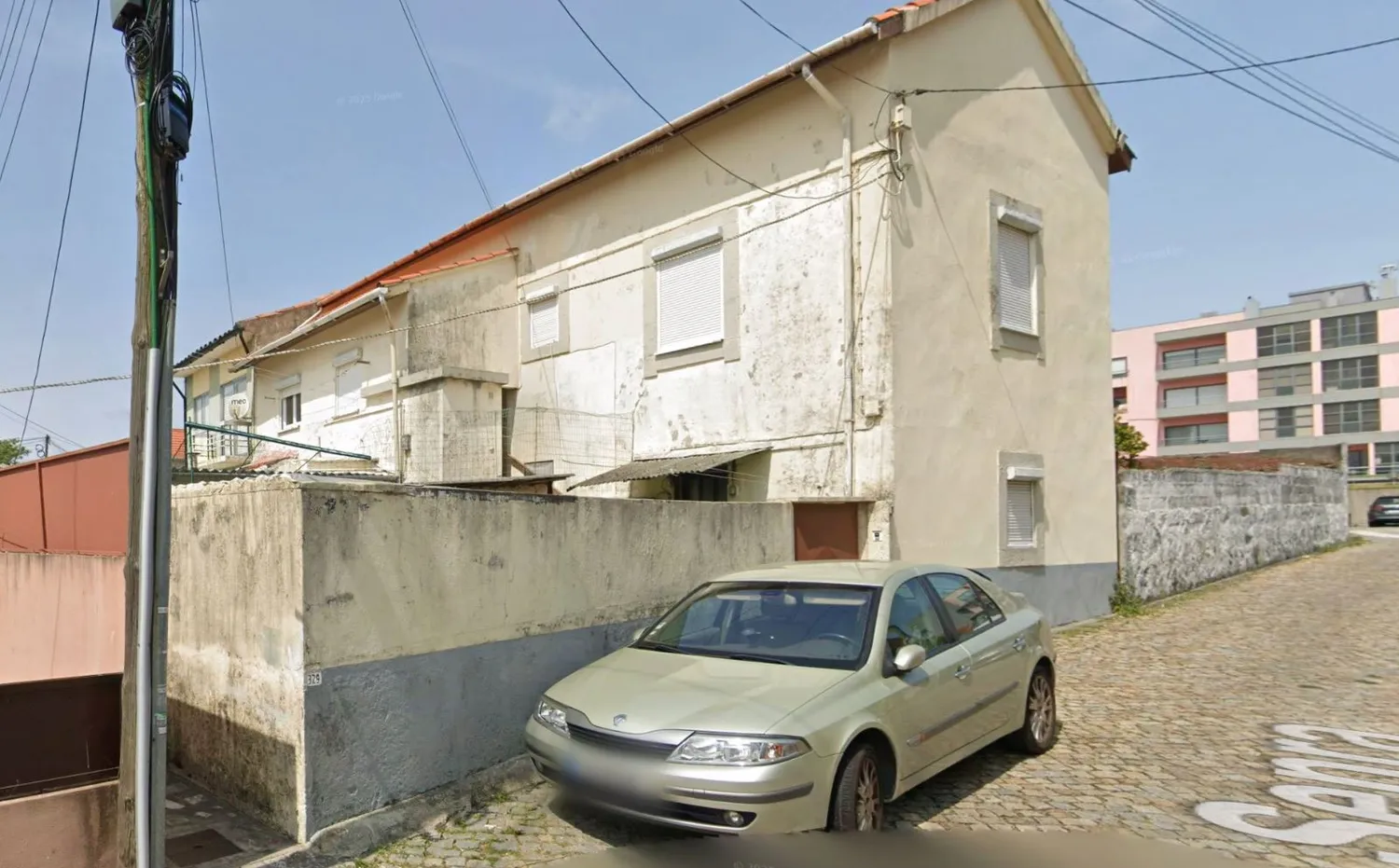Prédio para Investimento – 5 Casas com Rentabilidade em Canidelo, Vila Nova de Gaia