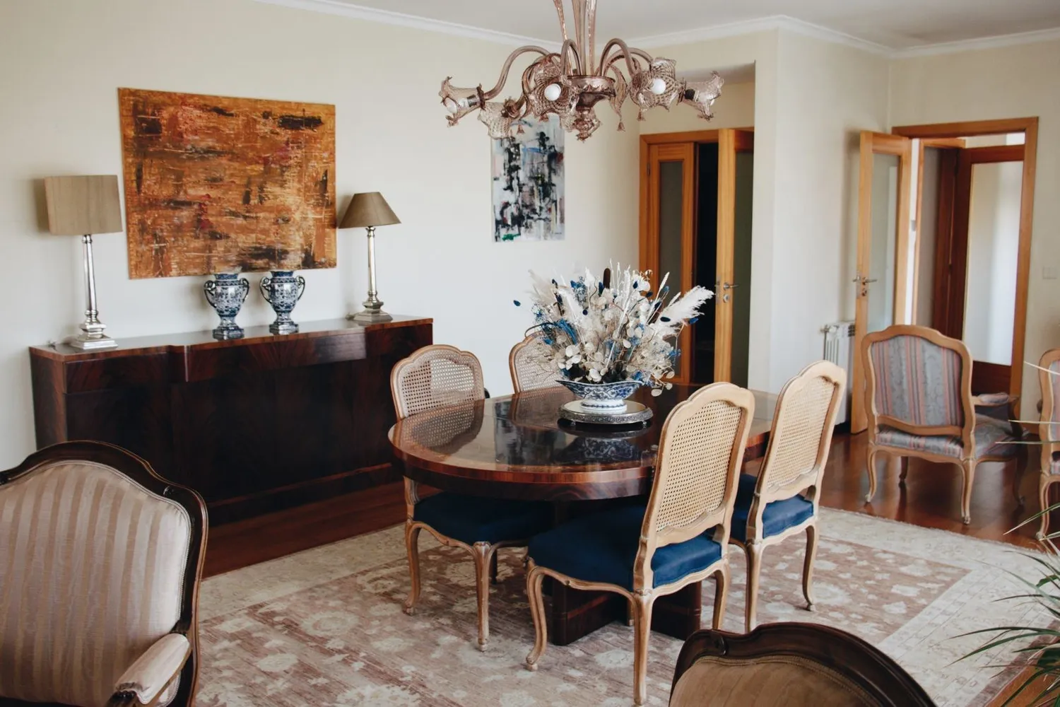 5-bedroom triplex apartment with 3 fronts, swimming pool, 4-car garage | Next to the Luso-French school. Top floor of the building. - 3
