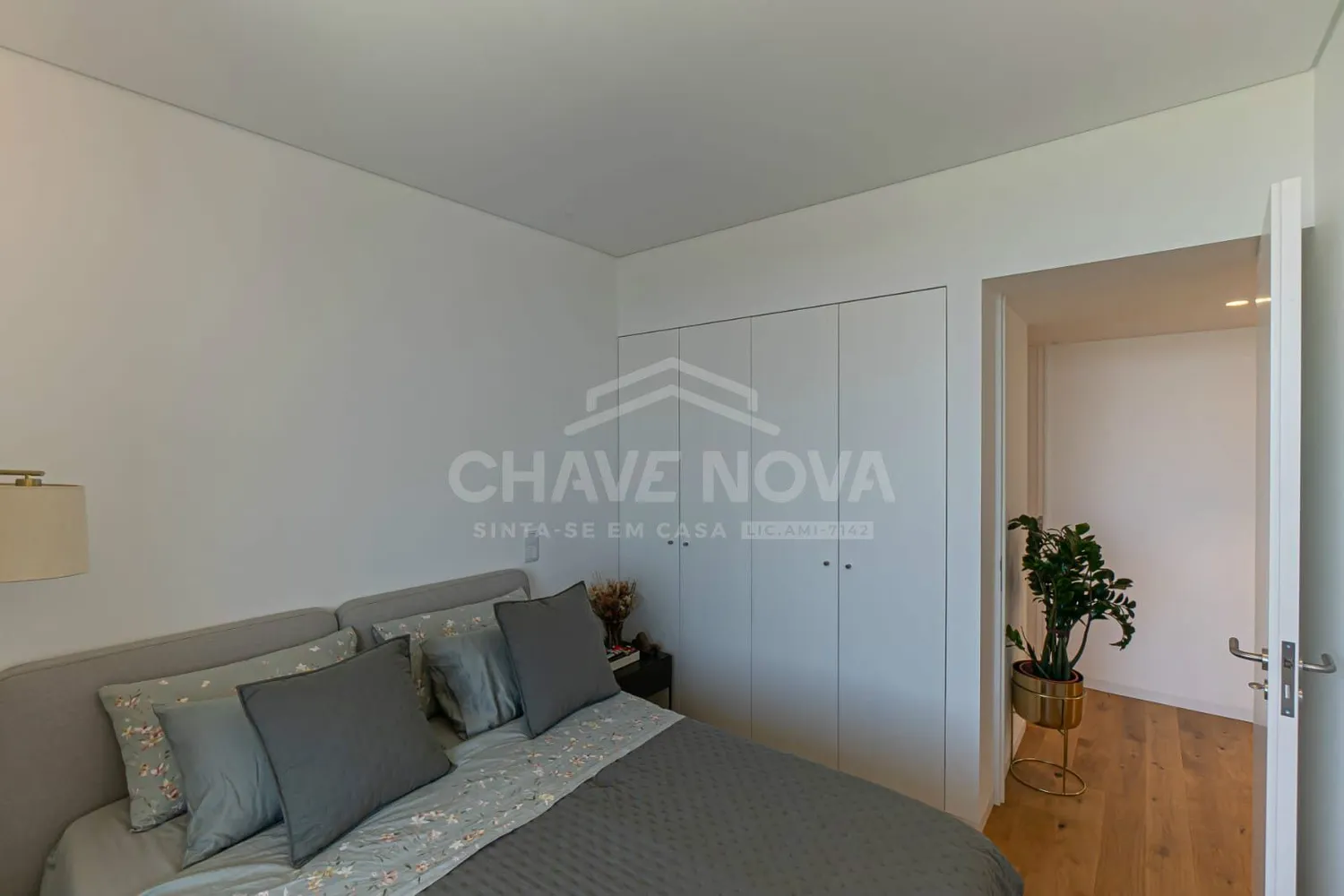 Apartamento T3 com varanda de 25 m² vistas Mar em todas as divisões  - 3