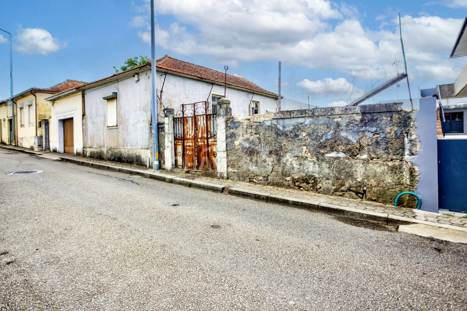 Terreno com 682m² na Madalena - 2