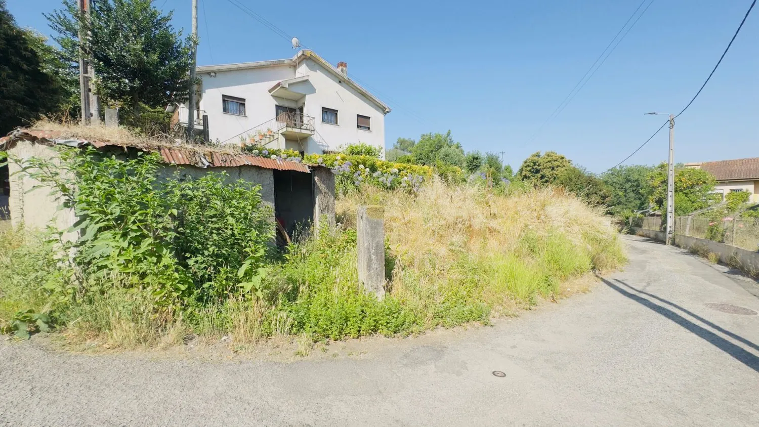 Oportunidade Exclusiva: Terreno em Vila Nova de Gaia + Casa Modular T2
