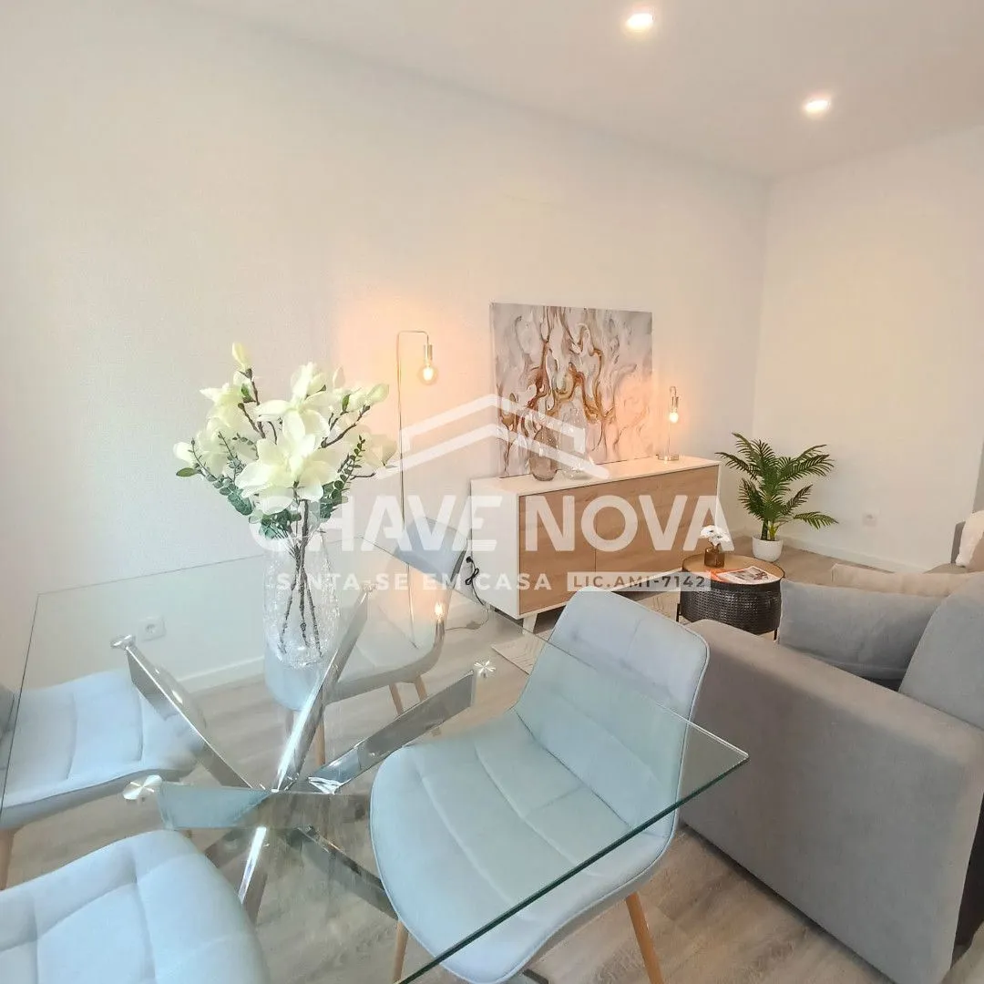 Apartamento T3 - Penha de França em remodelação total  - 3