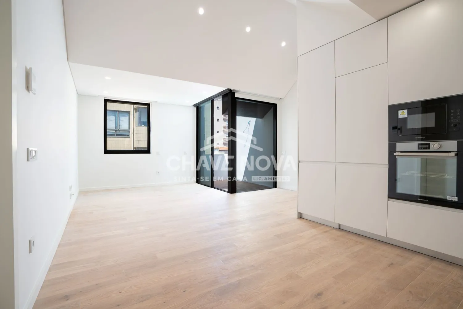 Apartamento T2 com vista MAR, no centro de Espinho! - 2