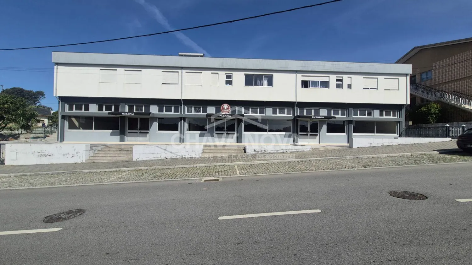 Oportunidade de Negócio: Espaço Comercial em Grijó, Ideal para Diversos Ramos de Atividade - 2