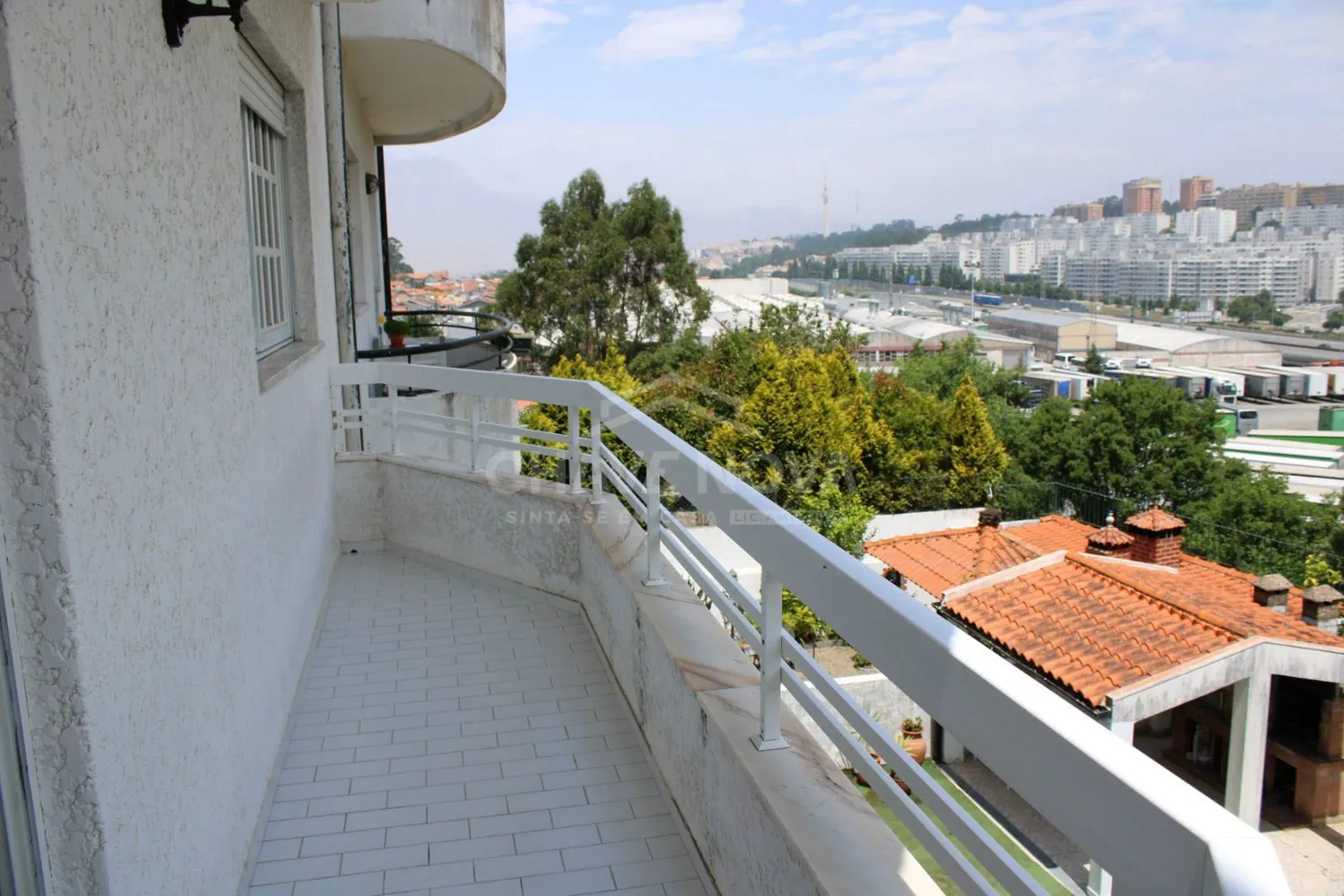 Moradia V4+Office, Pedroso, Jardim, Garagem, Próxima A29