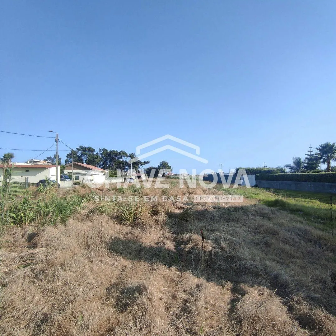 Terreno p/Construção de moradias em Arcozelo - 2