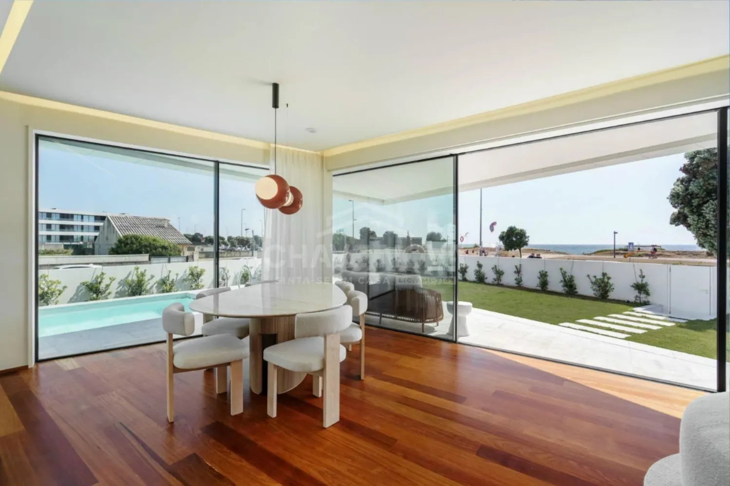 Arrendamento de Apartamento T3 com acesso privado na 1ª linha da praia e piscina privada - Canidelo