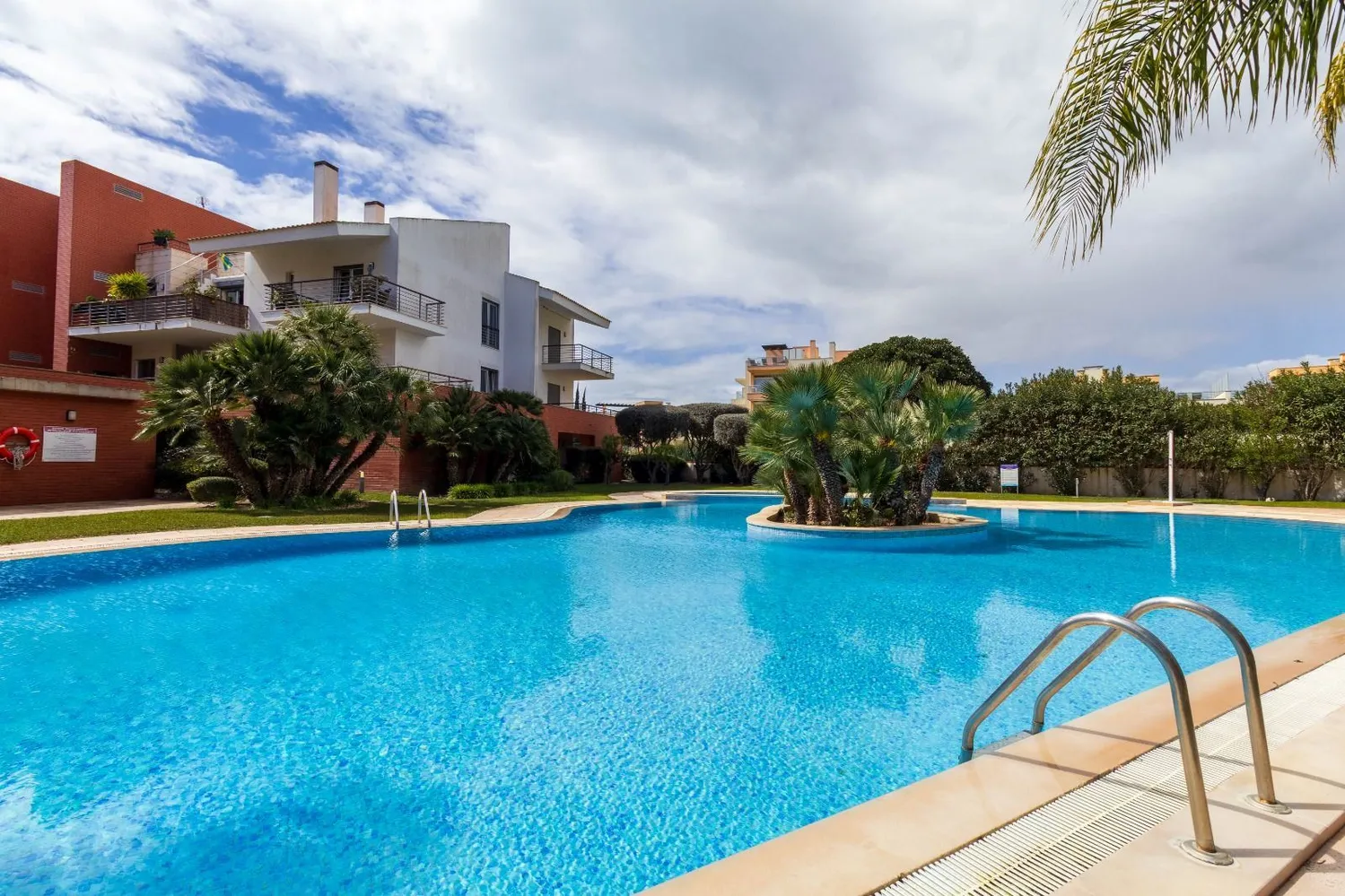 2 BEDROOM APARTMENT IN VILAMOURA