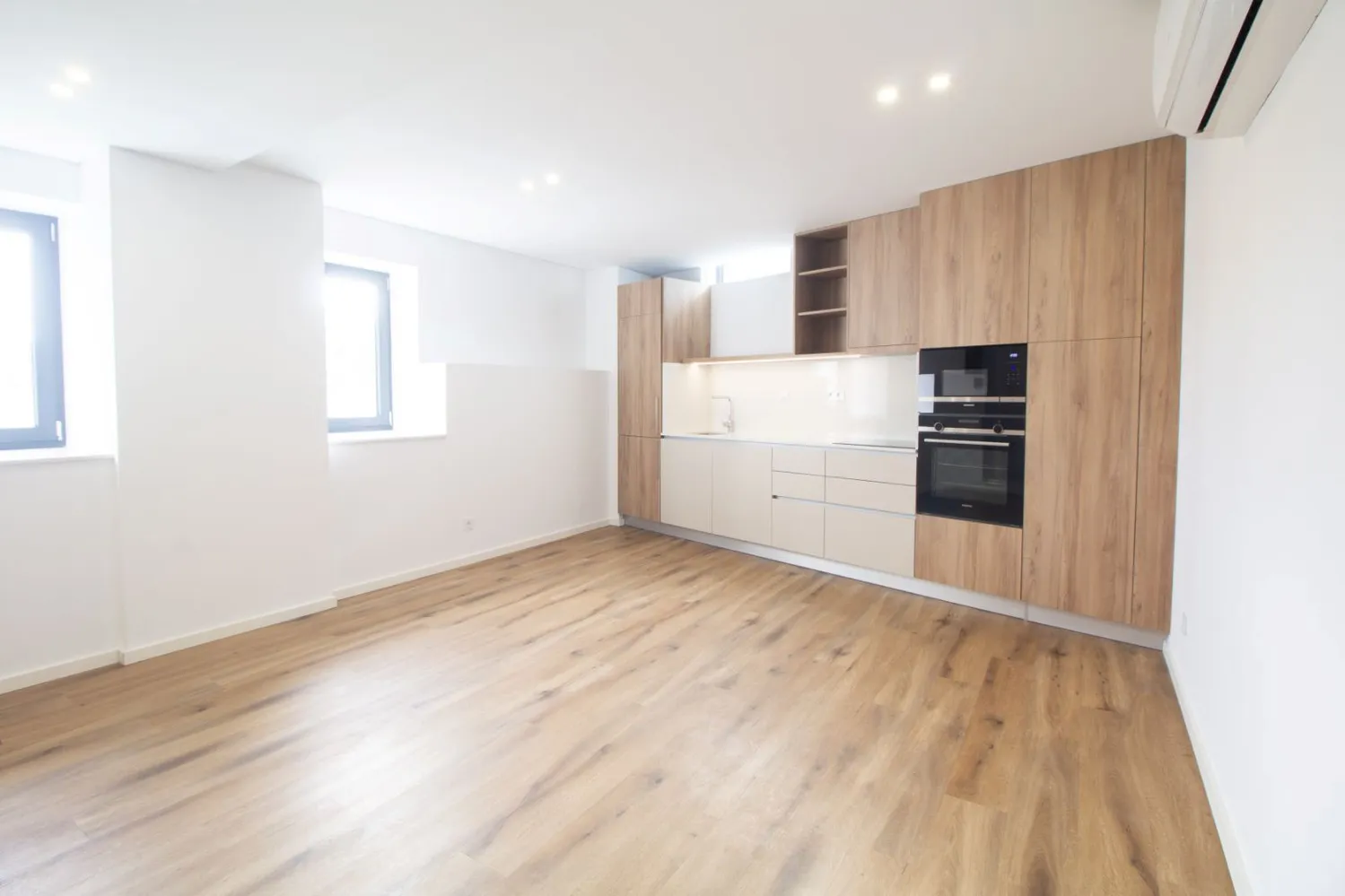 Duplex 1-Bedroom in the Heart of Foz - 2