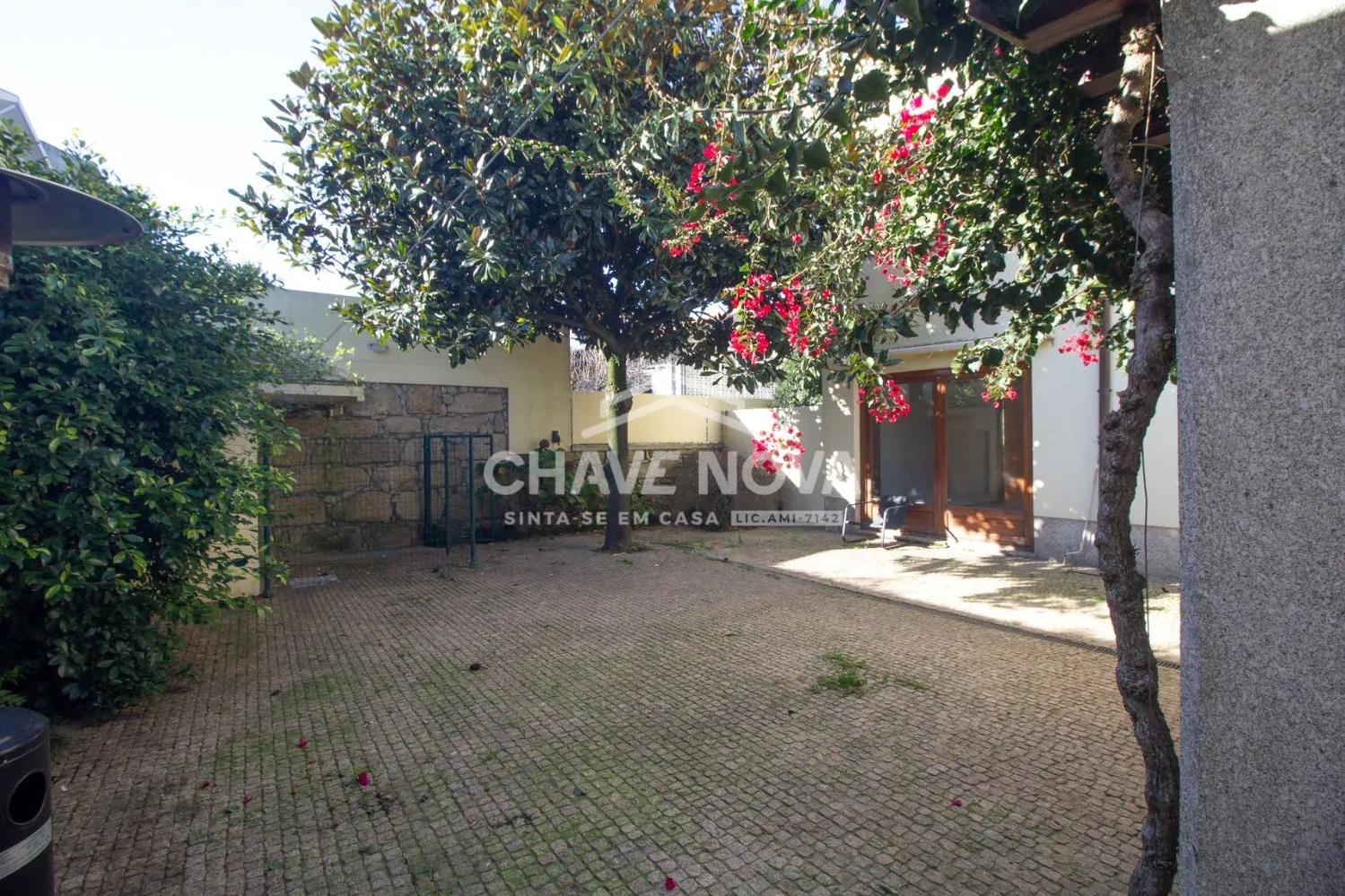 Moradia T3 com jardim em Perafita - 3