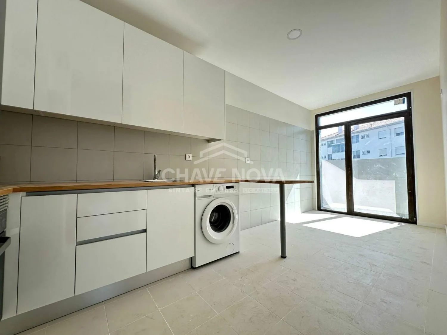 Apartamento T3 na Foz totalmente renovado - 2