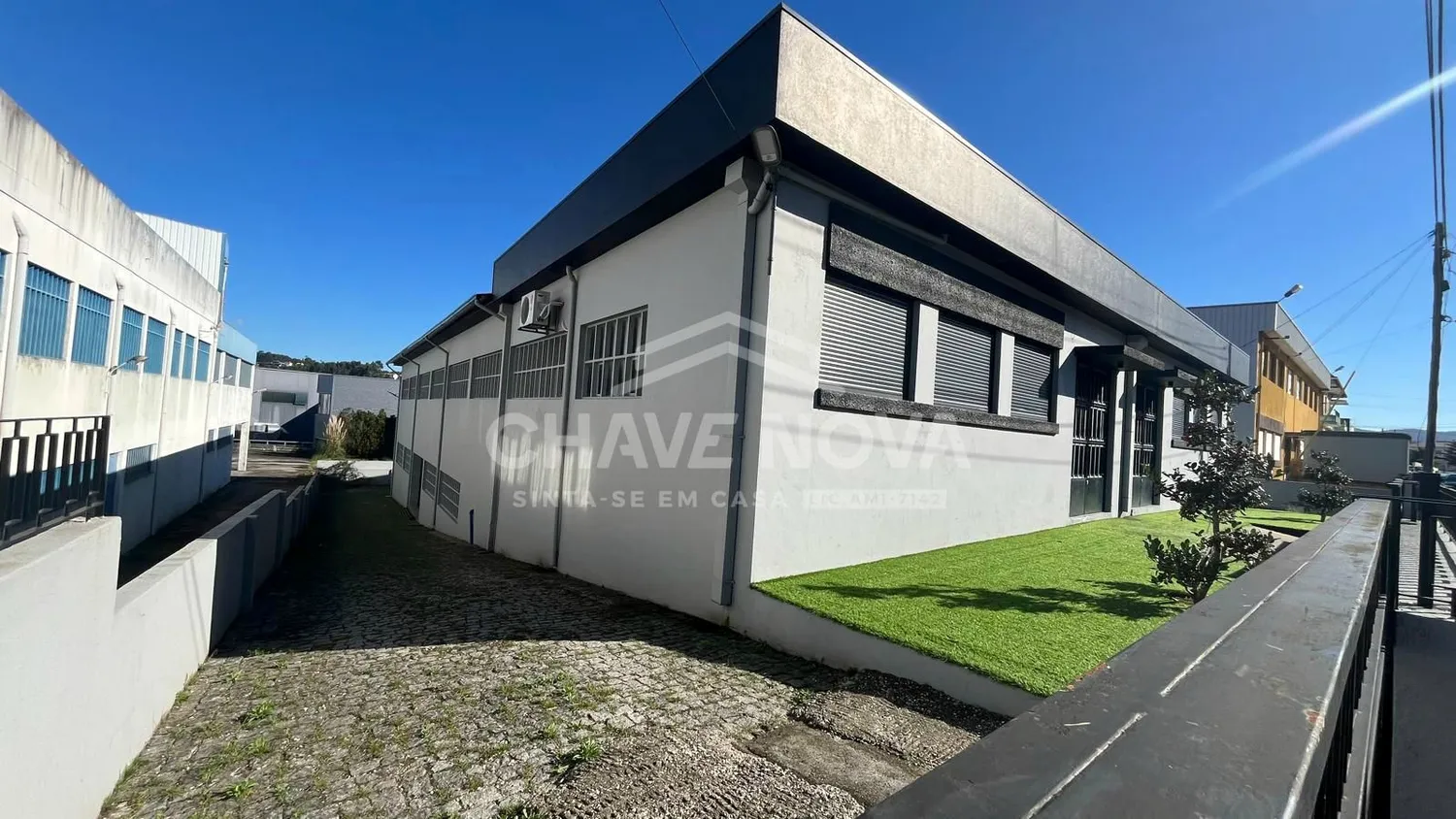 Fábrica com 1.100m² em São João da Madeira - 2