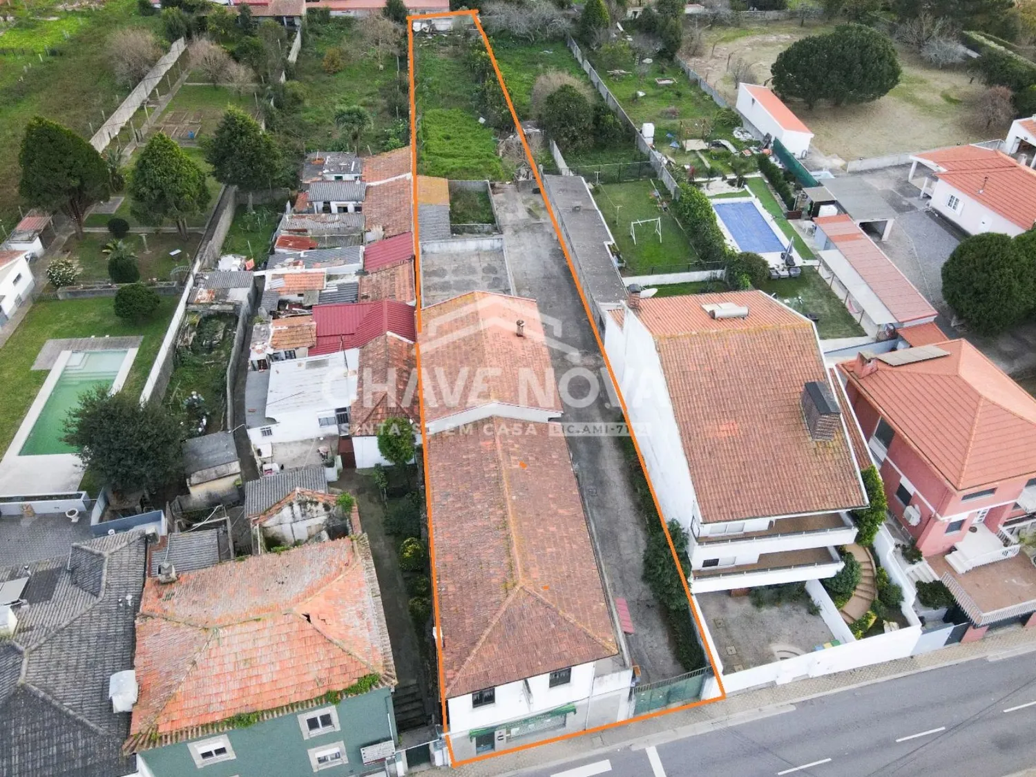 Estabelecimento Comercial com Habitação - Madalena - 2